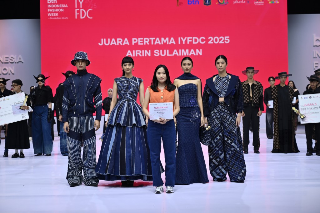 Saatnya Desainer Muda Tampil Suguhkan Karya Busana Keberlanjutan Indonesia Young Fashion Designer Competition (IYFDC)